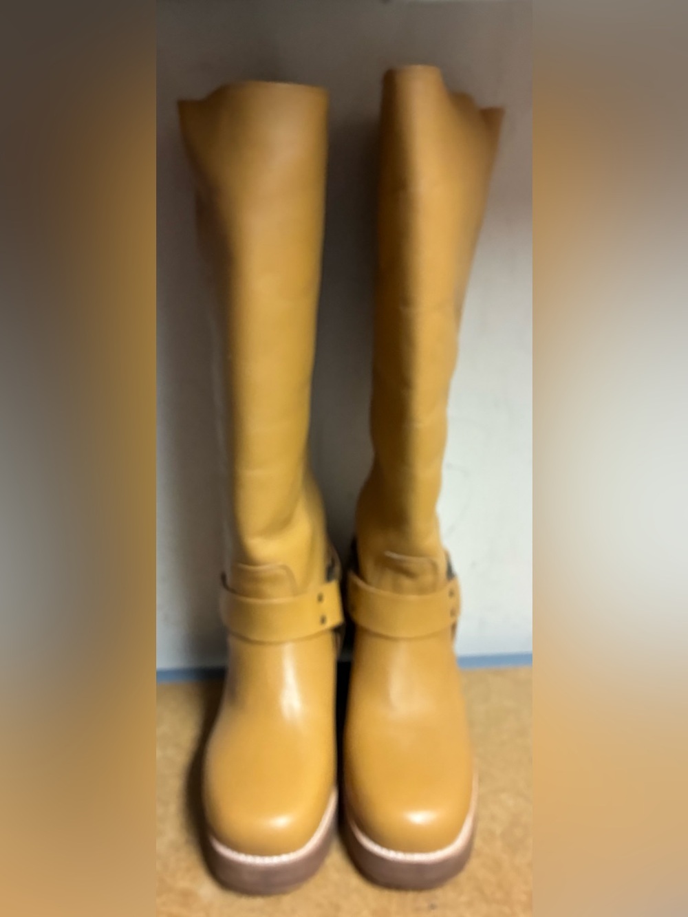 Dingo Casbah Women’s Knee High Leather Harness Boots Plantain Tan Size 8.5